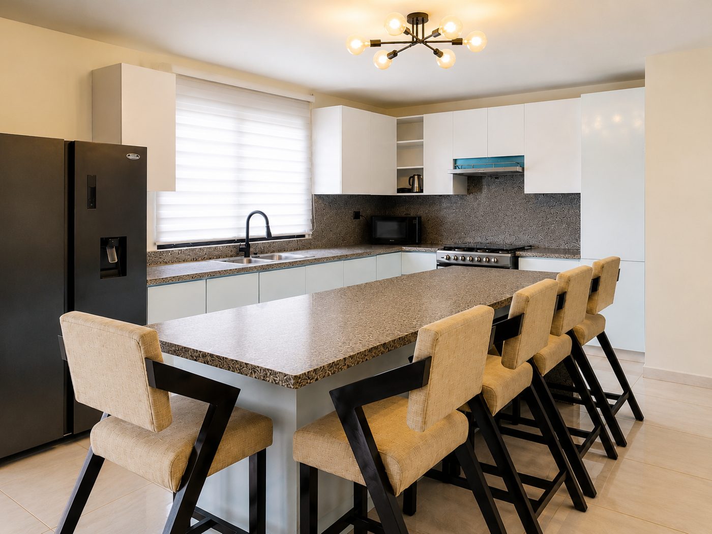 Kitchen with island